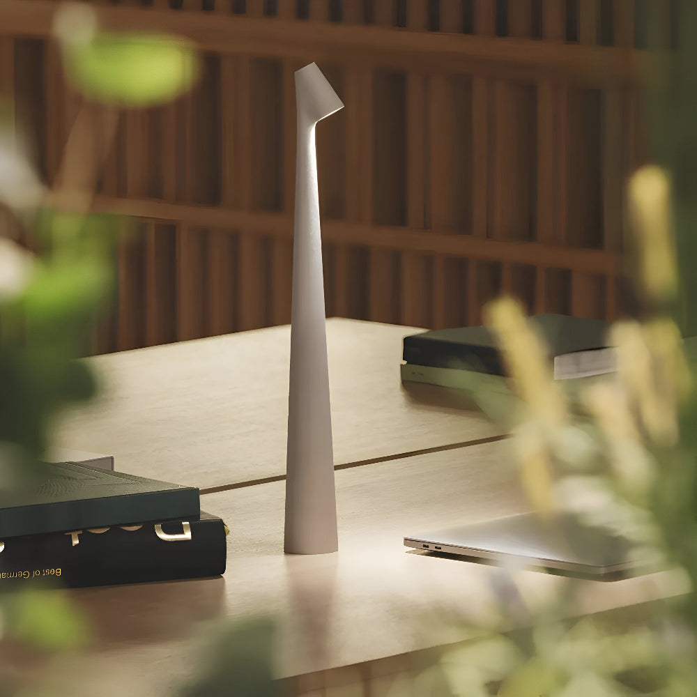 Cordless Table Lamp | Modern Battery Operated Desk Light With Touch Function | CozyLumi